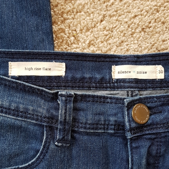 Silence & Noise jeans size 30 - Picture 3 of 3